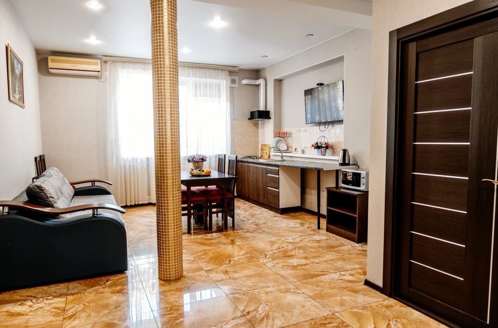 1 Bedroom Apartment