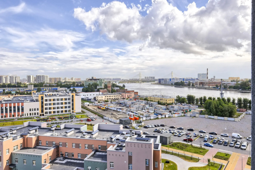 Апартаменты Myhome Yourhome на Проспекте Большевиков 68/1 — фото