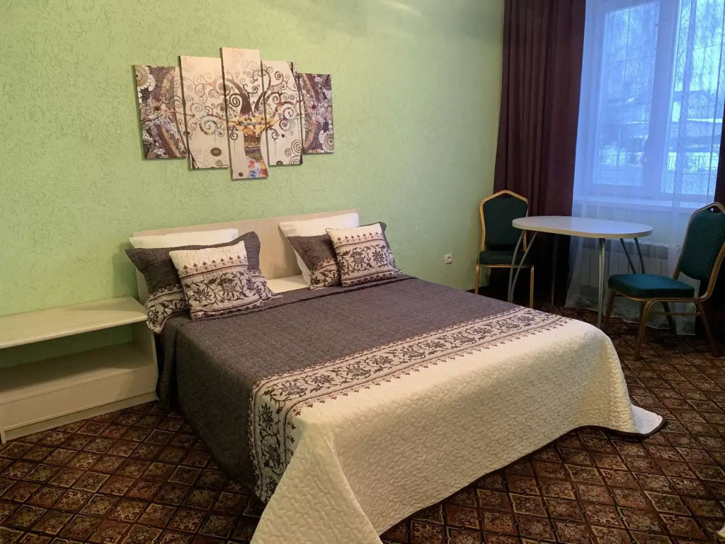 GK Russkaya Trojka Hotel Room Type - Standard Double room with balcony full double bed