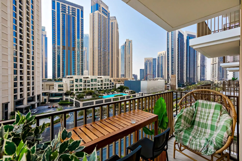 Uyutnye 1Br Apartamenty v Creek Harbour Apartments
