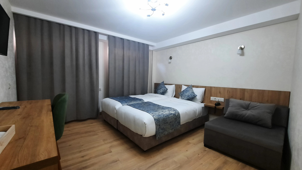 Economy Double room (twin beds)