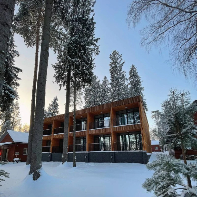 Двухместный номер Deluxe с балконом и с красивым видом из окна двуспальная кровать в Нептун-2