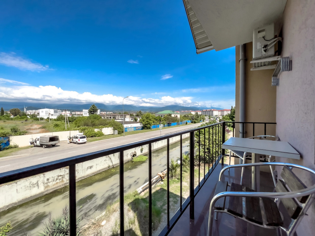 Balcony & Terrace