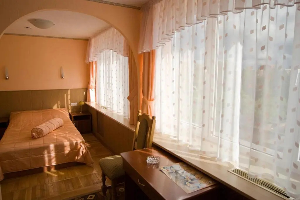 2 rooms Single Suite