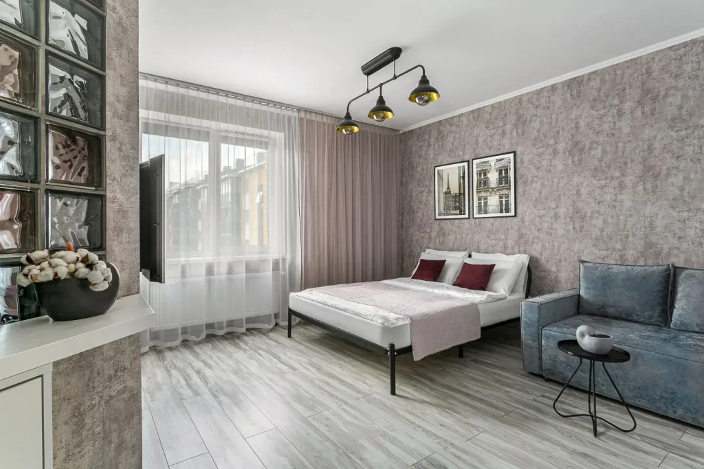 Апартаменты MyHomeYourHome на Переведенской д4 к1 — фото