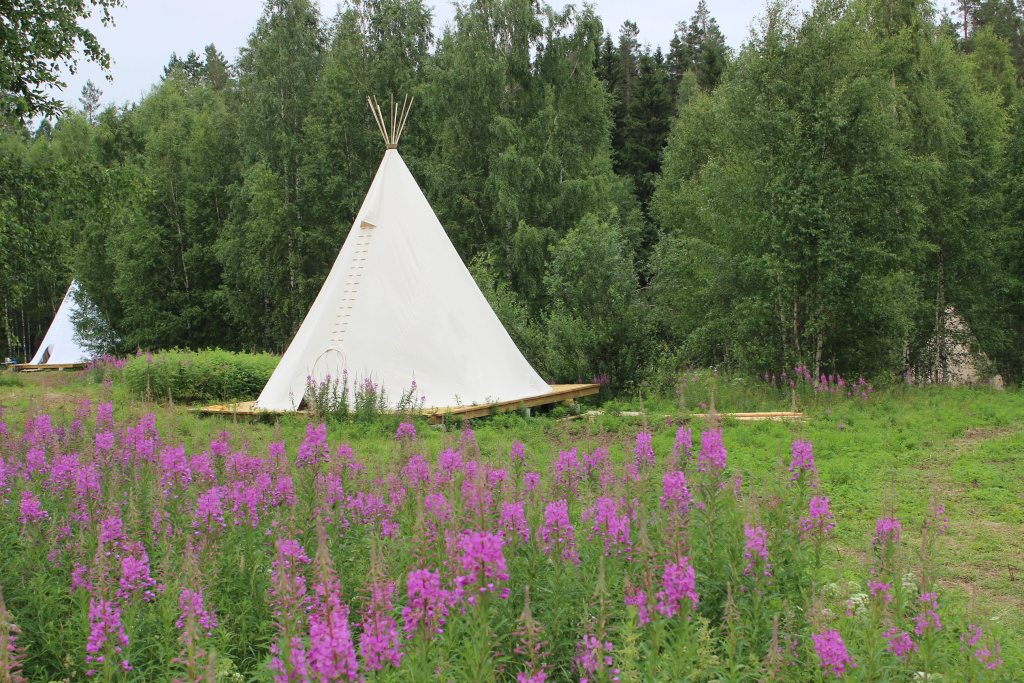 Triple Tent