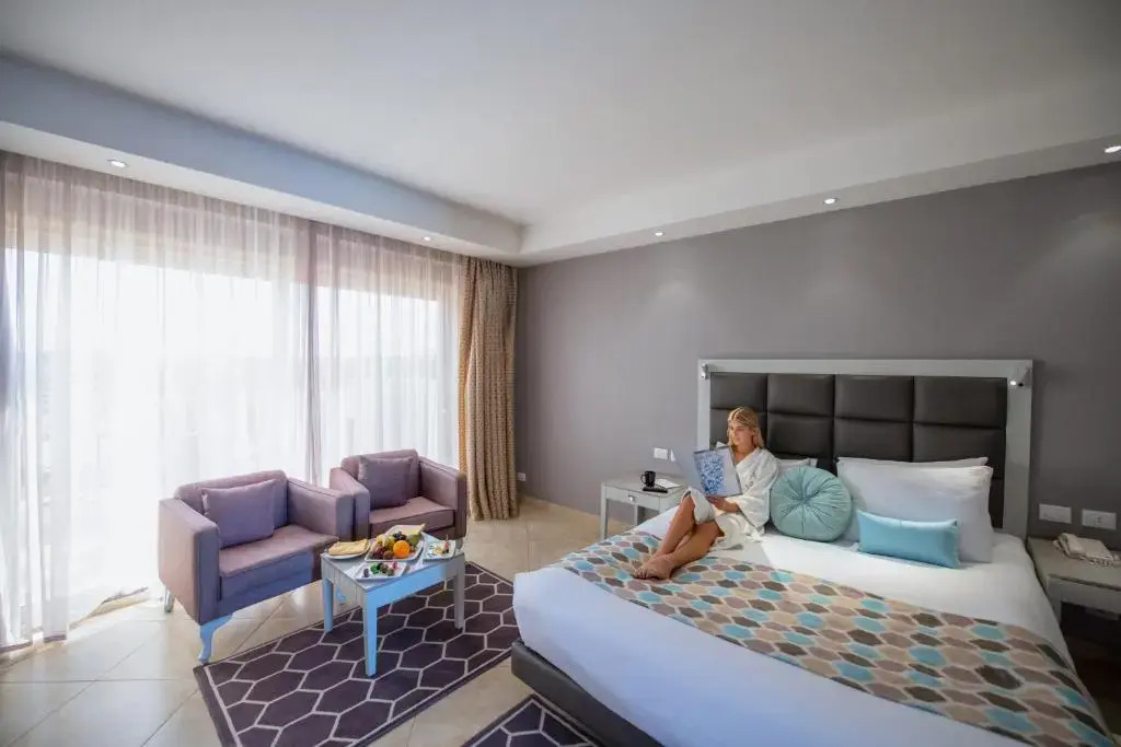 Номер Superior с балконом в Sunrise Crystal Bay Resort