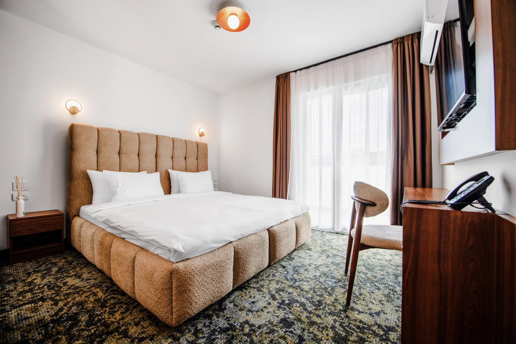 Superior Double room with view full double bed