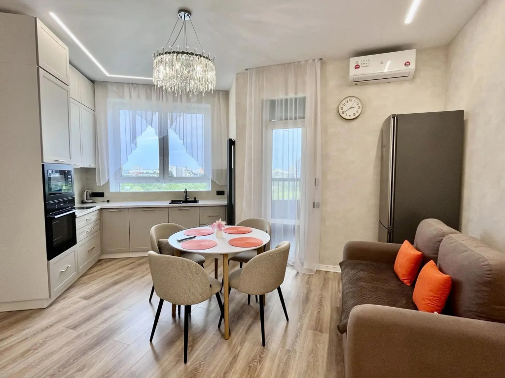 Квартира с видом на Казанский Кремль и на мечеть Кул Шариф — фото