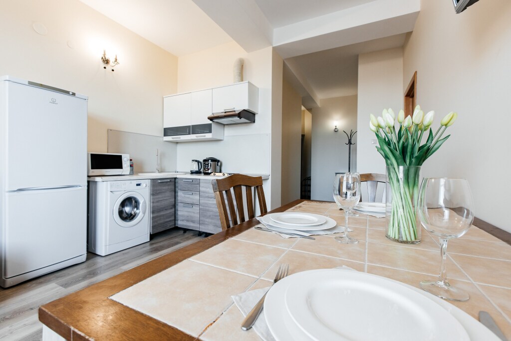 Апартаменты red apartments. Апартаменты red apartments