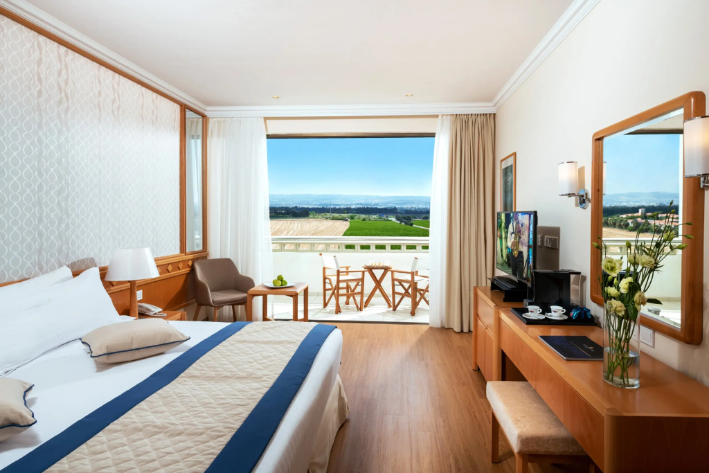 Classic Double room with land view (full double bed) (bed type is subject to availability)