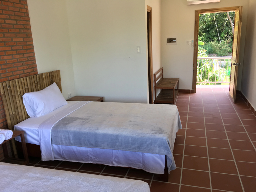 Economy Double room with balcony and with view (twin beds)