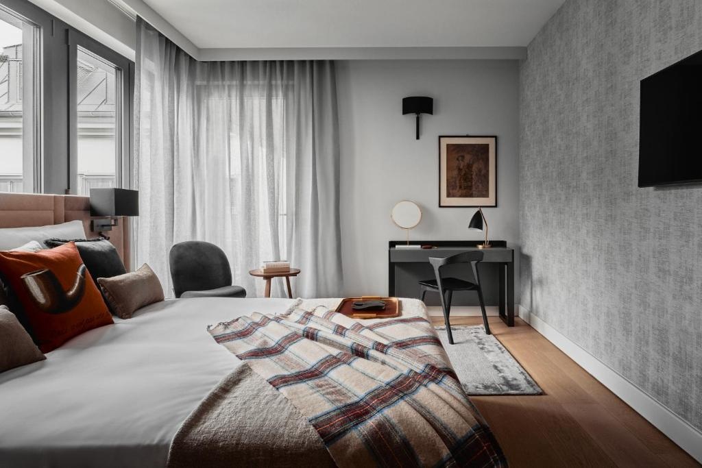 Standard Double room (full double bed) (king size bed)