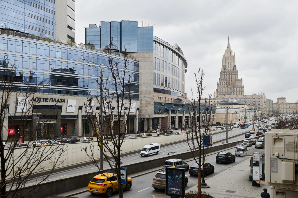Отель Квартира GM Apartments Четверка новая у Набережной в Москве