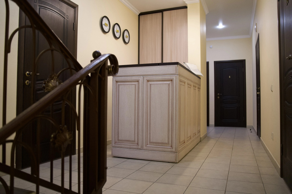 Lobby & Reception