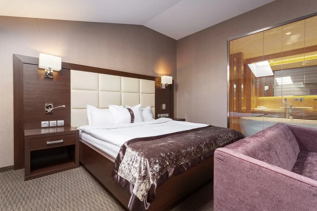 Ariya SPA Hotel Room Type - Double Attic Suite full double bed
