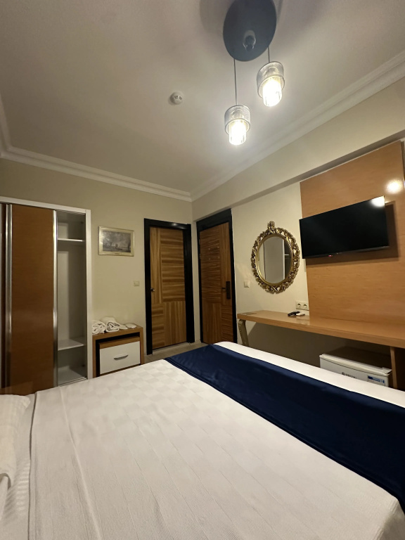 Economy Double room (full double bed)