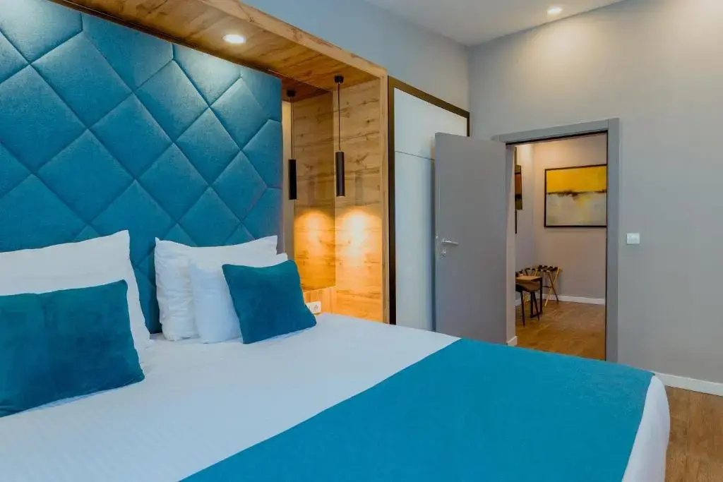 Double Apartment (full double bed)