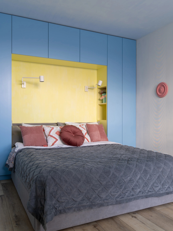 Double Apartment with balcony and with courtyard view (full double bed)