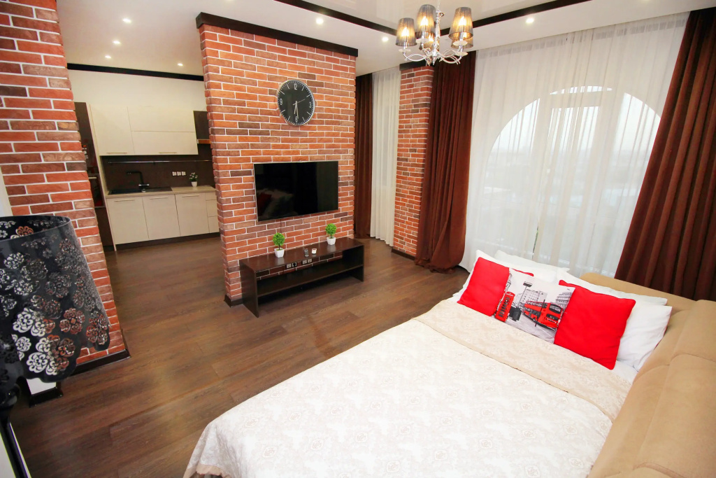 S Dizaynerskim Remontom (70) Flat