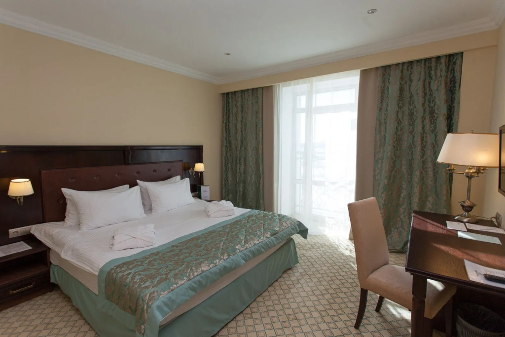 Bilyar Palace Room Type - Double Suite full double bed