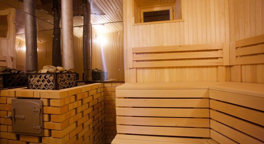 Как выглядит баня внутри готелі Отель Гарден
