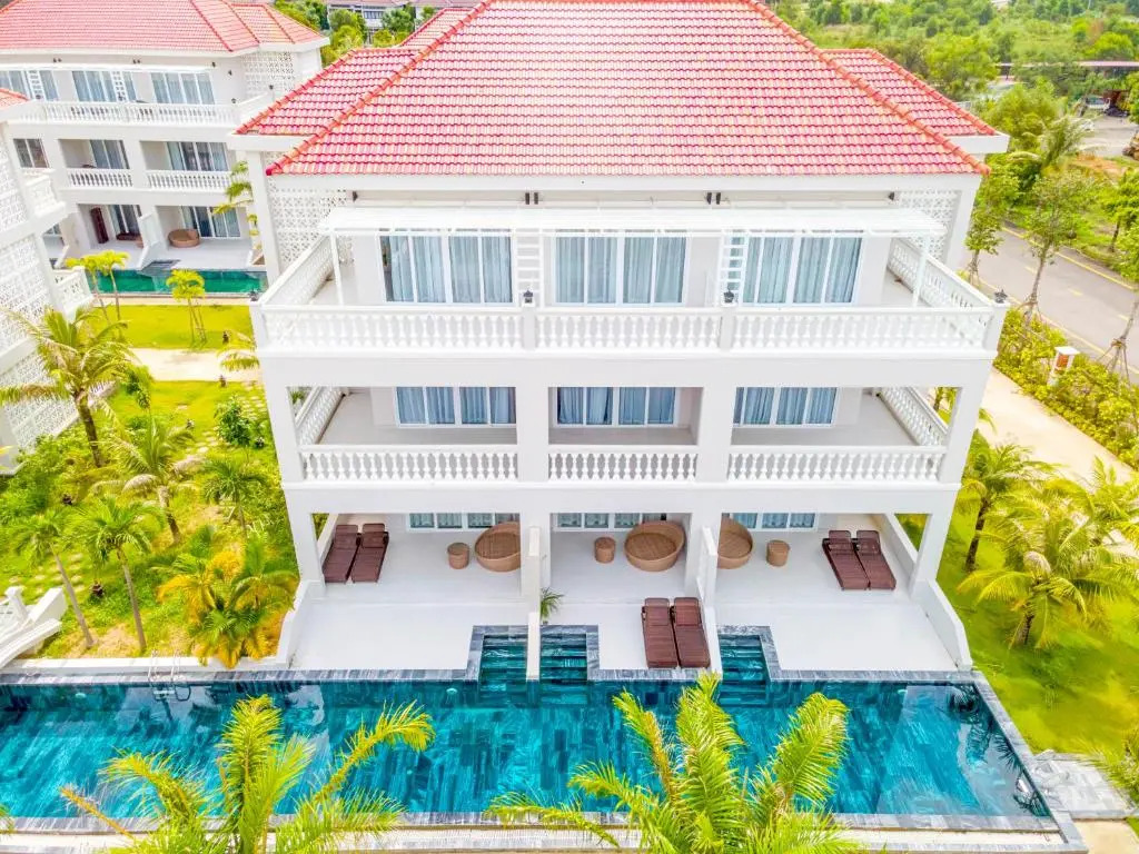 Mercury Phu Quoc Resort & Villas