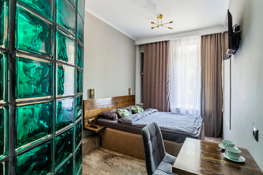 Crystal Na Taganke Hotel Room Type - Comfort Emerald Double room with courtyard view full double bed