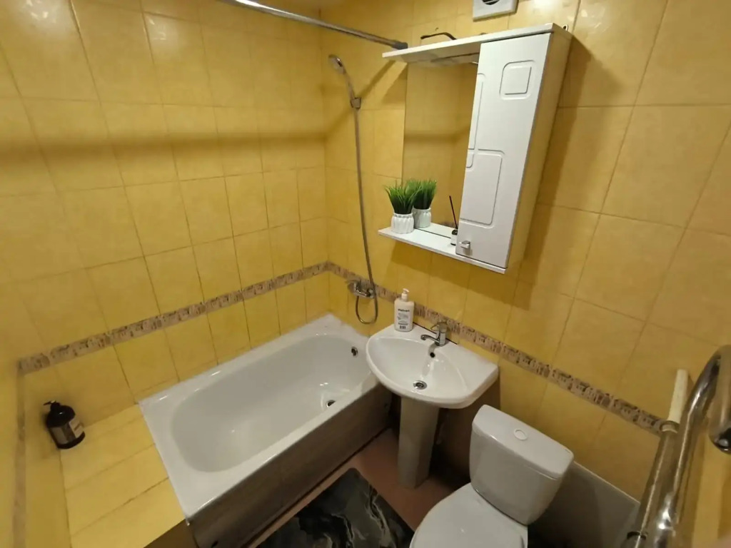 Апартаменты Октябрьской революции - фото 19