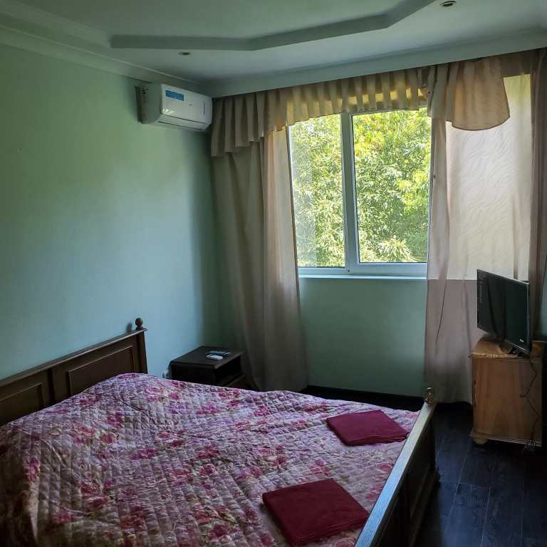Classic Double room (full double bed)