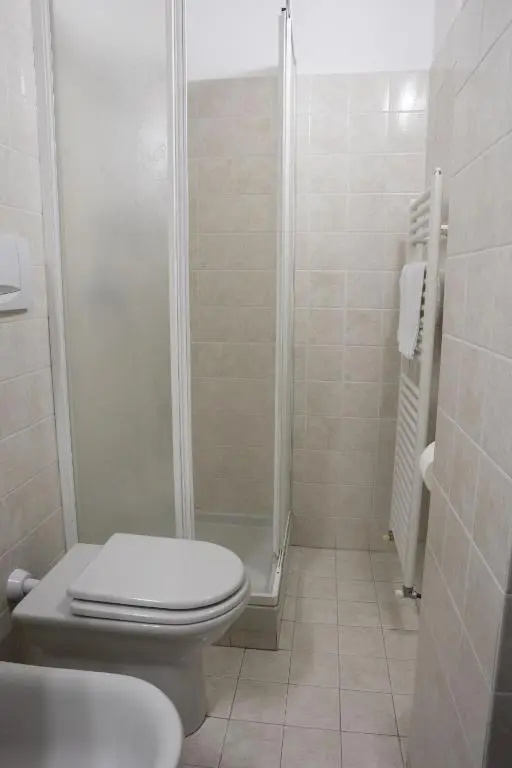 Sextuple Apartment