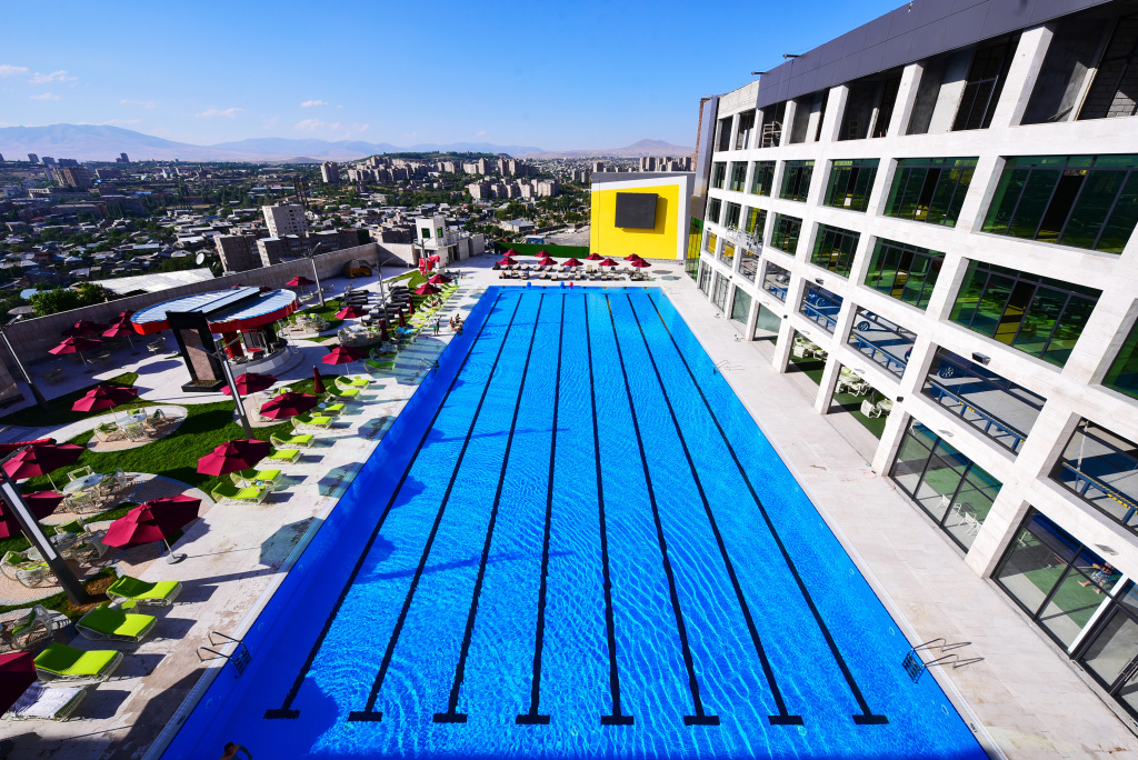 Отель Hills Resort Hotel — фото