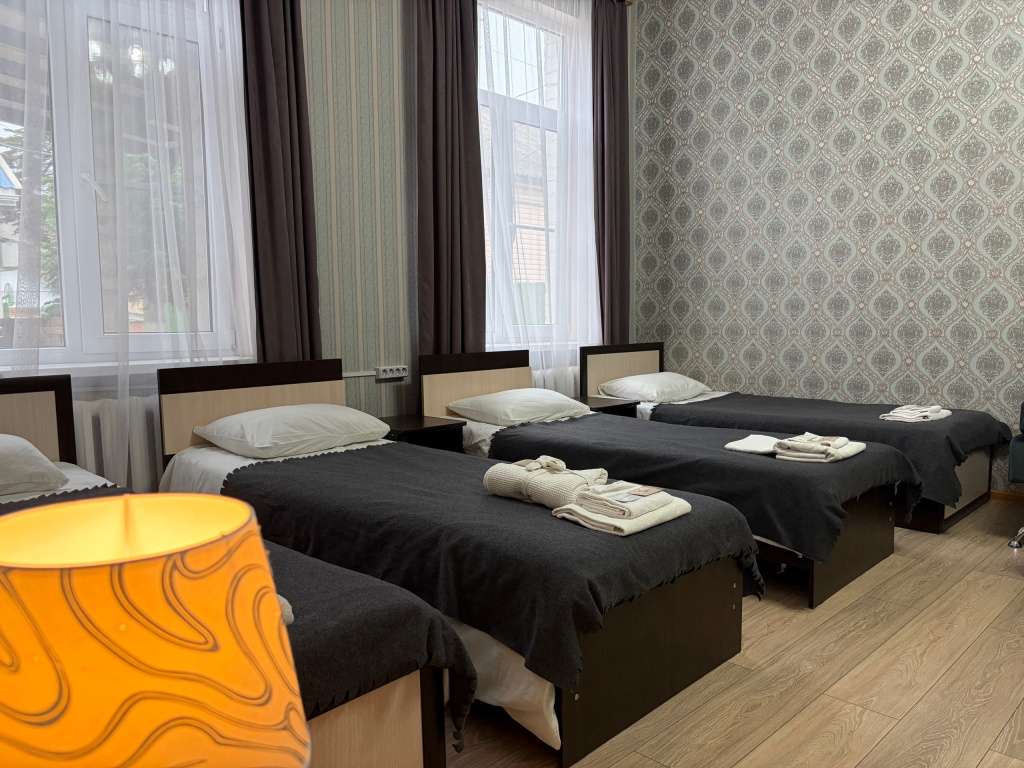 №15 Comfort Quintuple room