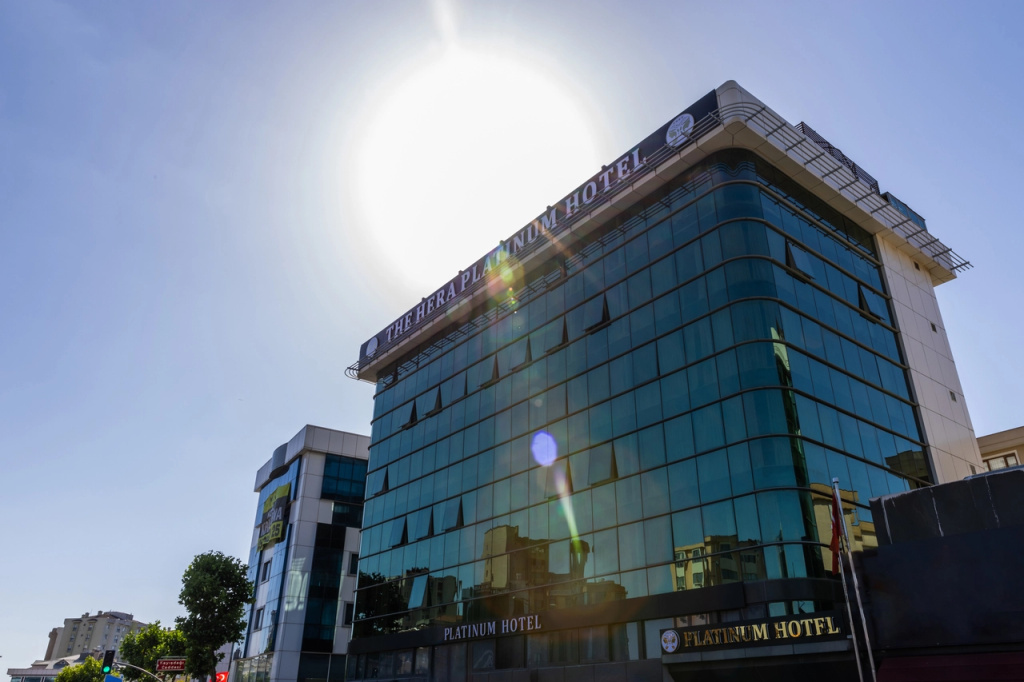 The Hera Platinum Hotel — фото