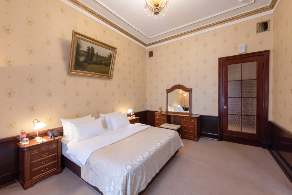 Double Apartment (full double bed)