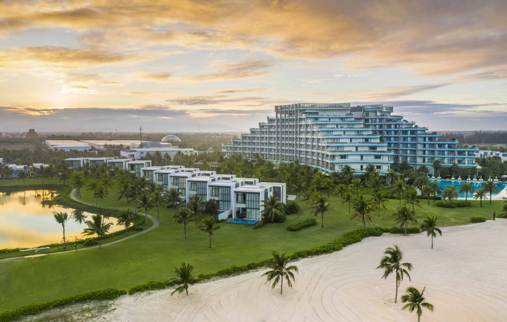Курортный отель Vinpearl Resort & Golf Nam Hoi An — фото