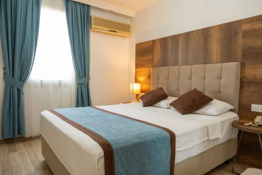 Economy Double room with view (full double bed)