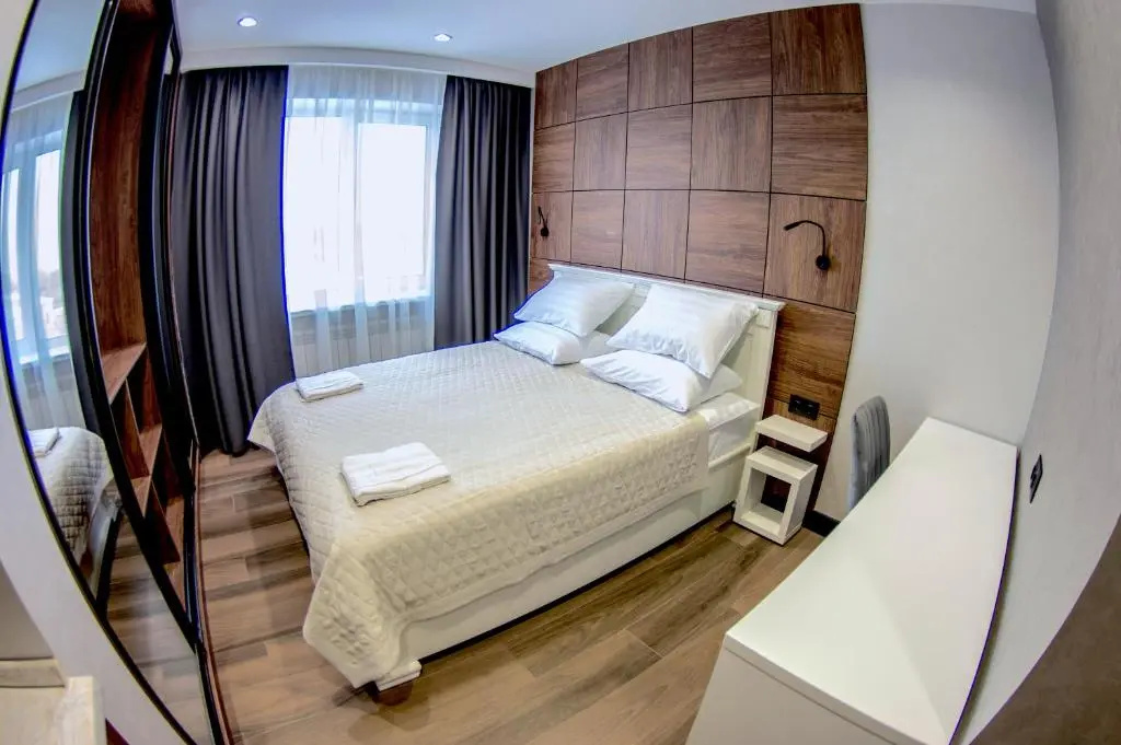 Standard S Double room (full double bed)