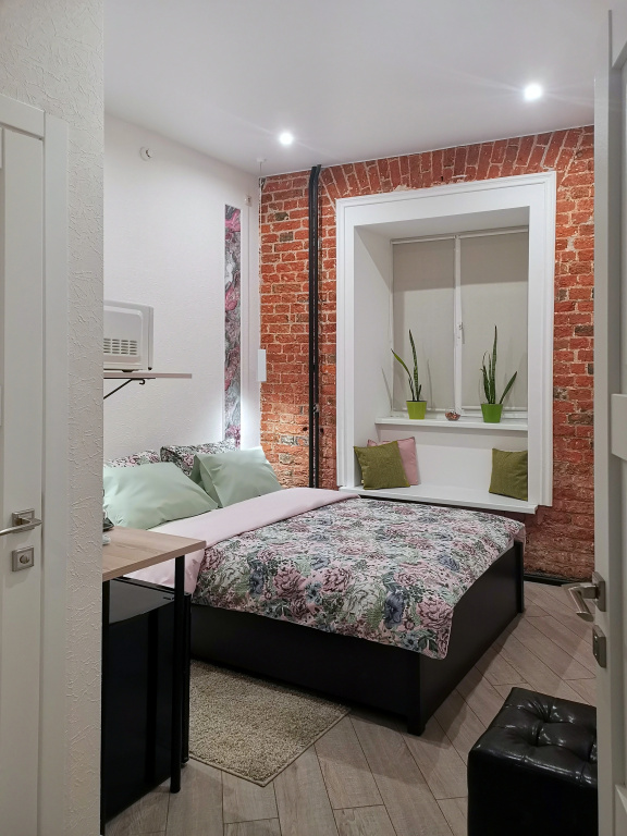 Aesthetics Room House Mini-Hotel - Tap to explore photos
