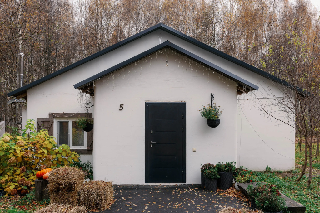 2 Bedrooms Quadruple Cottage