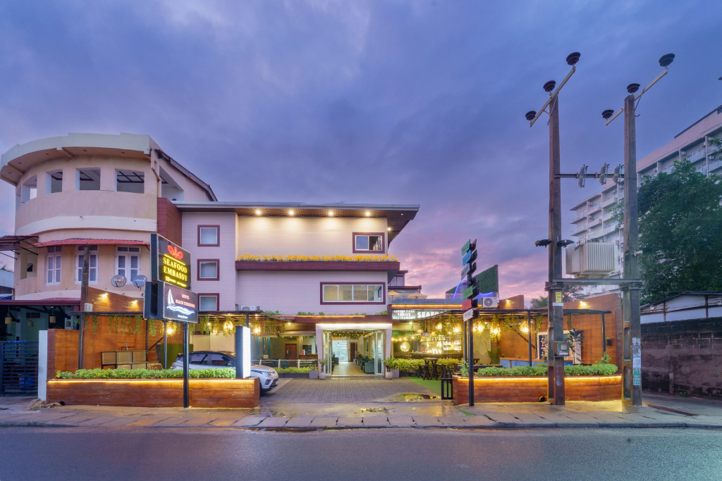 Отель Beach Corridor Spa