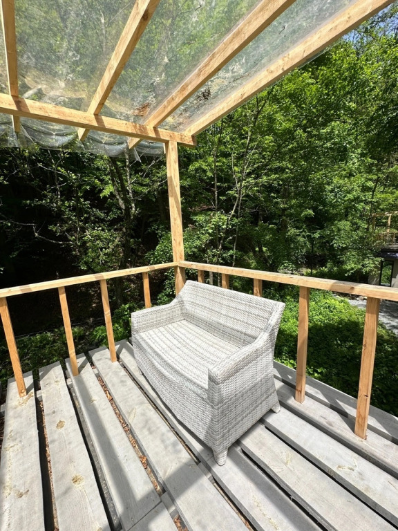 Четырёхместный коттедж с красивым видом из окна в Koban Spa Resort