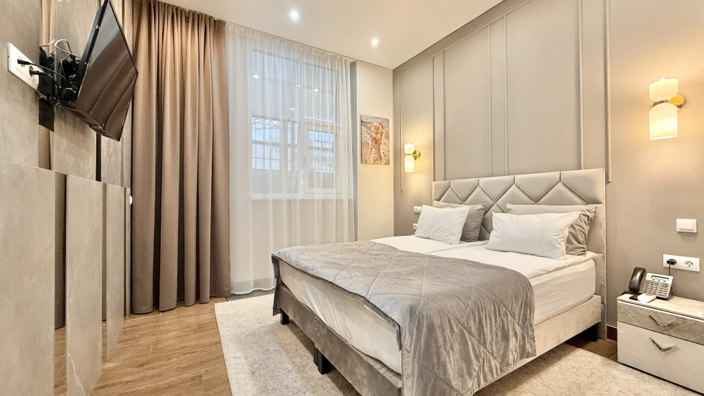 Double Studio (full double bed)
