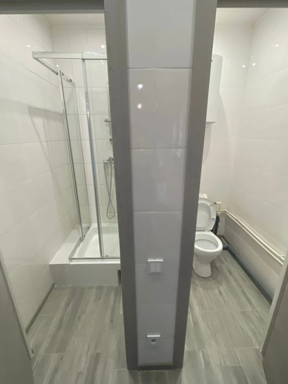 Четырёхместный полулюкс Superior с красивым видом из окна в Нептун-2