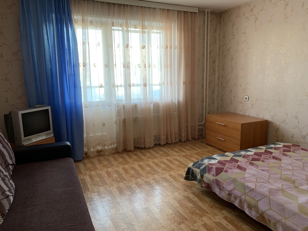 Квартира Однокомнатная недалеко от ТРЦ Июнь — фото