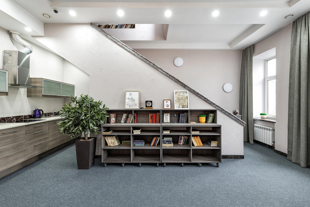 Lobby & Reception