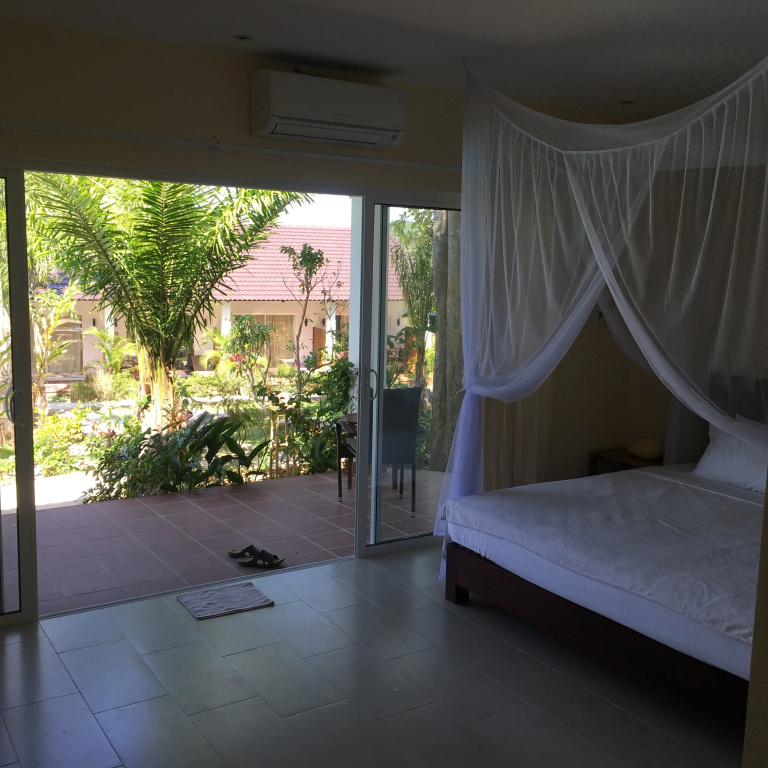 Deluxe Quadruple room with view