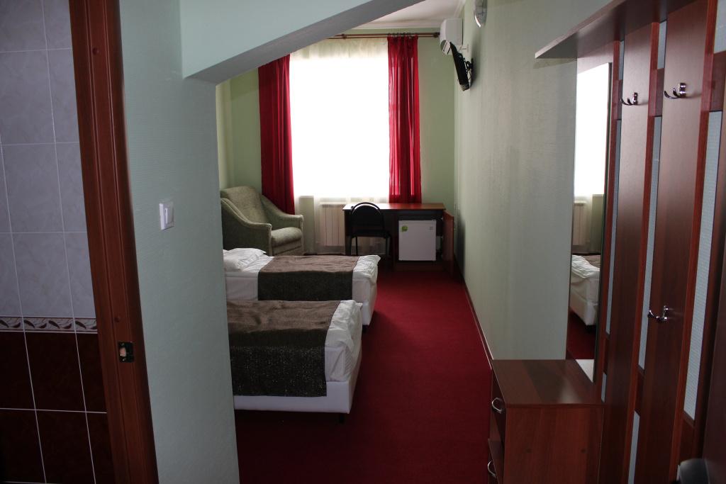 Standard Double room (full double bed)
