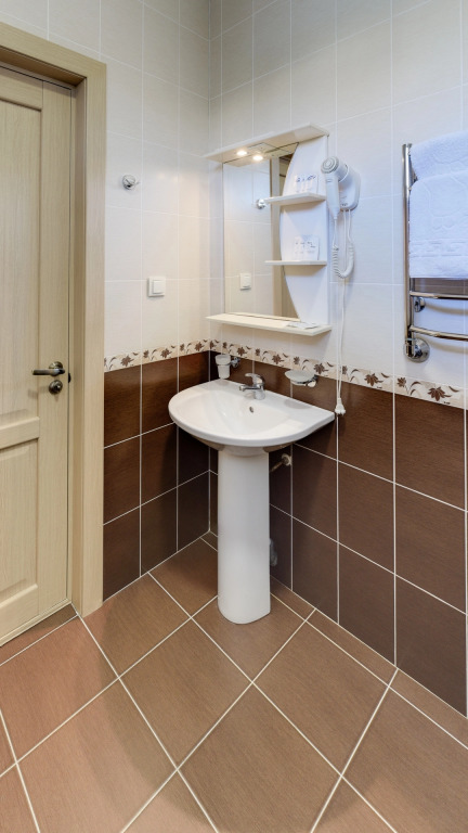 Трёхместный номер Economy в Паруса