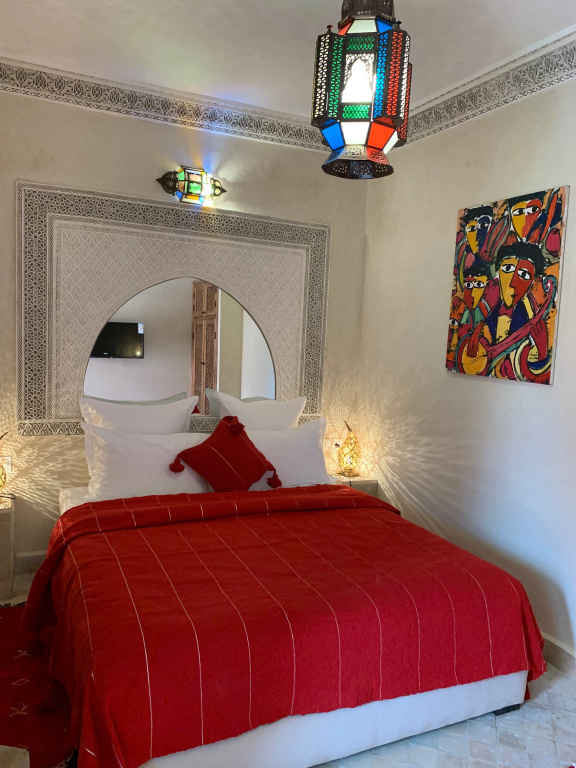 Cinnamon room
